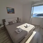 Matea Apartment *